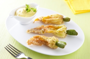 Recette de tempura de fleurs de courgette et aïoli facile et rapide