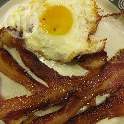 Recette bacon and egg (bacon et œuf) – toutes les recettes allrecipes