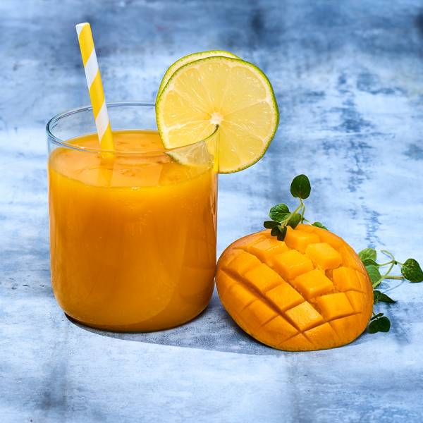 Recette de cocktail mangue-litchis et citron vert rapide