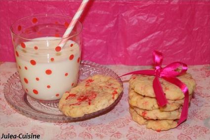 Recette de cookies express au chocolat blanc et pralines roses