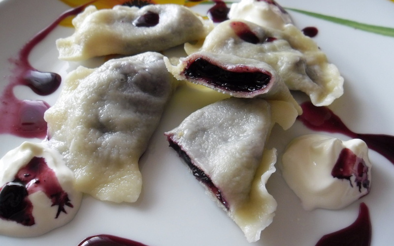 Recette pierogi aux myrtilles (dessert et goûter polonais) pas chère ...