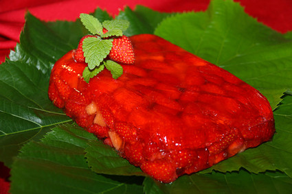 Recette de terrine de fraises à la gelée de muscat