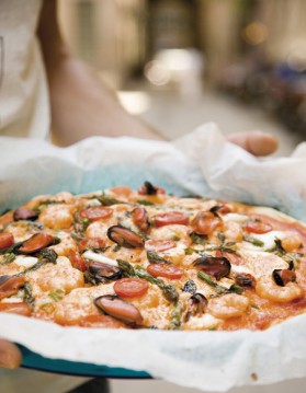 Pizza alla marinara (pizza aux fruits de mer)