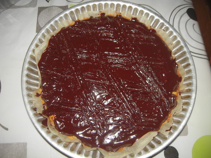 Recette de gâteau aux noix avec nappage au chocolat noir