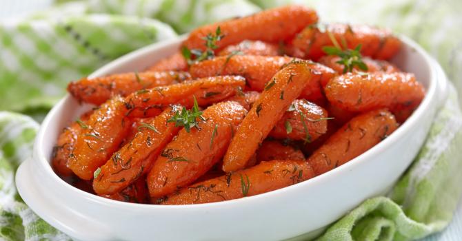 Recette de carottes glacées au miel à moins de 200 calories la ...