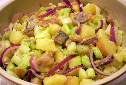 Recette de salade parmentière aux harengs et aux céleris