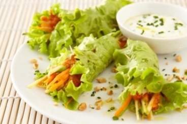 Recette de roulé de salade et légumes croquants facile et rapide