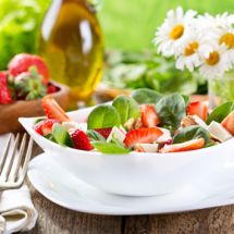 Salade épinard chèvre et fraise
