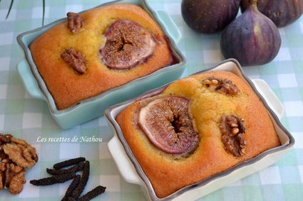 Recette de petits cakes aux figues fraîches et noix, épicés au poivre ...