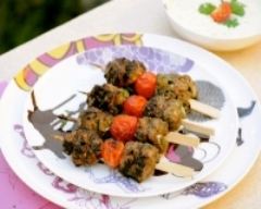 Brochettes de boulettes d'agneau au ras-el-hanout | cuisine az