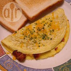 Recette omelette aux lardons et aux oignons doux – toutes les ...