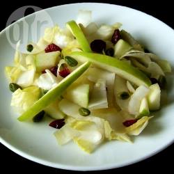 Recette salade d'endives aux canneberges – toutes les recettes ...