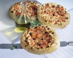 Recette sfincione (pizza sicilienne aux tomates et fromage)