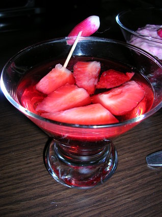 Recette de martini aux cranberries et aux fraises