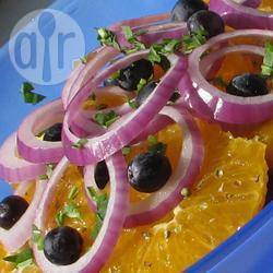 Recette salade d'orange et d'oignon rouge – toutes les recettes ...