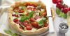 Recette de tarte tomate, courgette et mozzarella au basilic