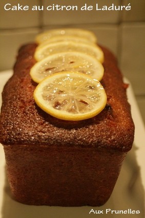 Recette de cake au citron et rhum