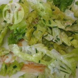 Salade de sucrines, vinaigrette à l'huile de pistache et ciboulette