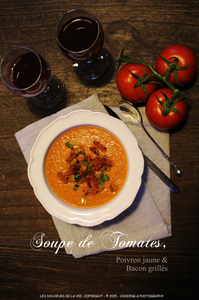 Recette de soupe de tomates, poivron jaune et bacon grillé