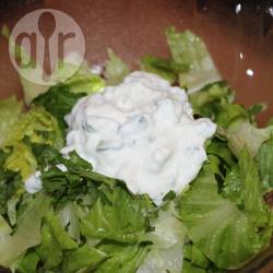 Recette sauce salade au yaourt et concombre – toutes les recettes ...