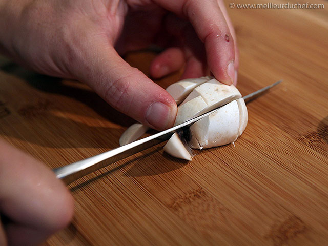 Escaloper un champignon  fiche recette illustrée  meilleurduchef ...