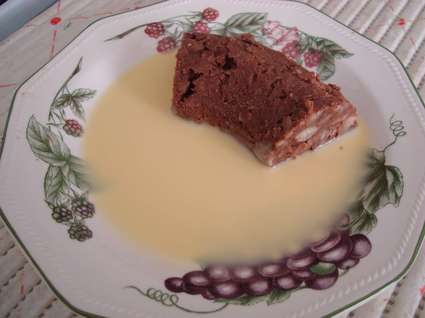 Gâteau aux marrons à la crème anglaise