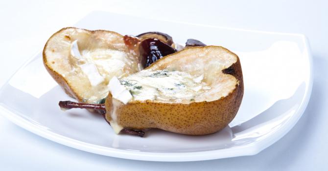 Recette de raclette au fromage bleu pour poires rôties au four