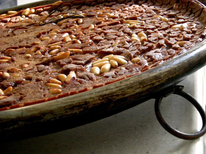 Castagnaccio : gâteau aux châtaignes