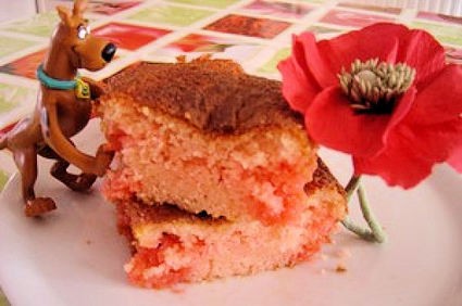 Recette de cake aux fraises tagada et sirop de fraise