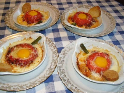 Recette de tomates farcies aux œufs, persil et gruyère