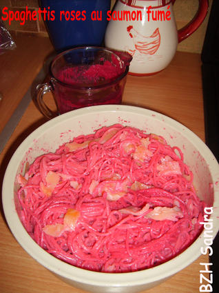 Recette de spaghettis roses au saumon fumé