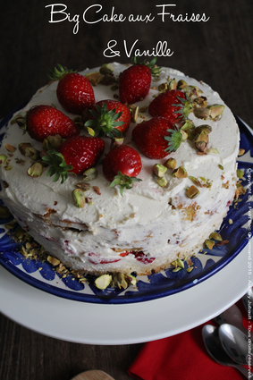 Recette de cake géant aux fraises et vanille