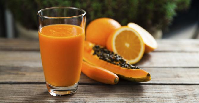 Recette de smoothie détox à la papaye, carotte et orange
