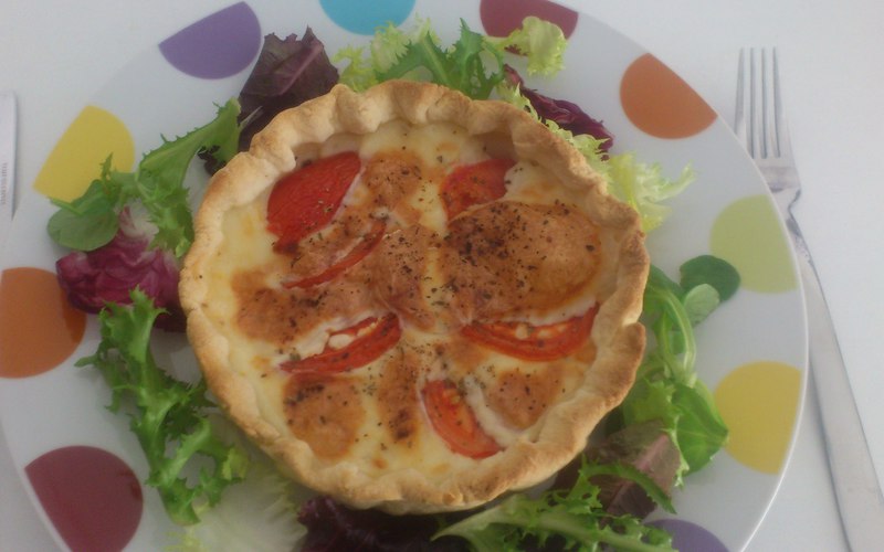 Recette tarte tomate-mozza pas chère > cuisine étudiant