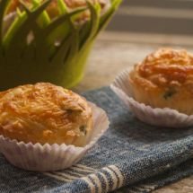 Muffins tomate pesto