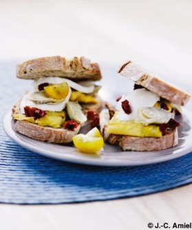 Sandwichs à l'omelette, basilic et petits cœurs d'artichauts pour 4 ...