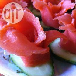 Recette fleurs de saumon fumé pour l'apéro – toutes les recettes ...