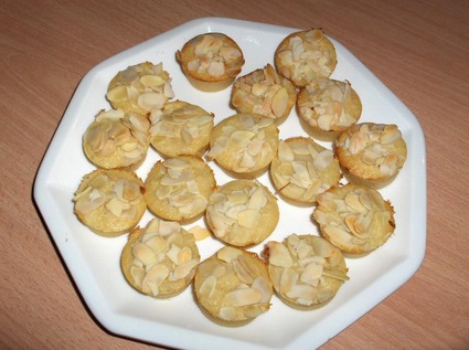 Recette de mini muffins poire-amande