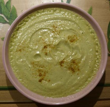 Recette de soupe courgettes-endives au curry