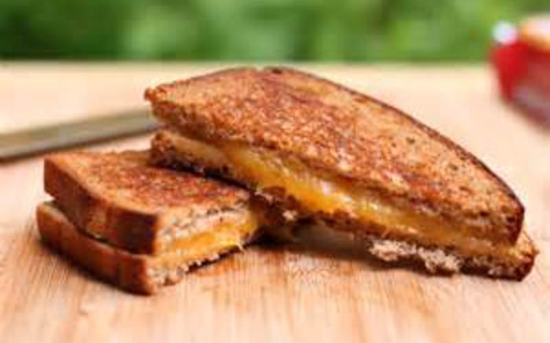 Recette le grilled cheese (sandwich) pas chère et instantané ...