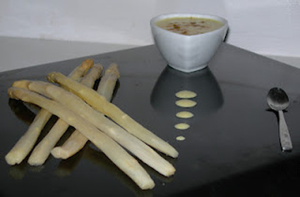 Recette asperges blanches à la sauce aérienne marocaine