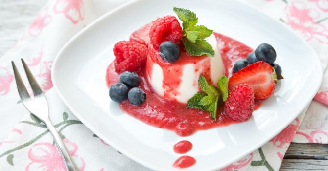 Recette de panna cotta légère aux fraises pour repas du soir
