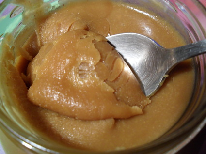 Caramel au beurre salé à la pâte d'arachides