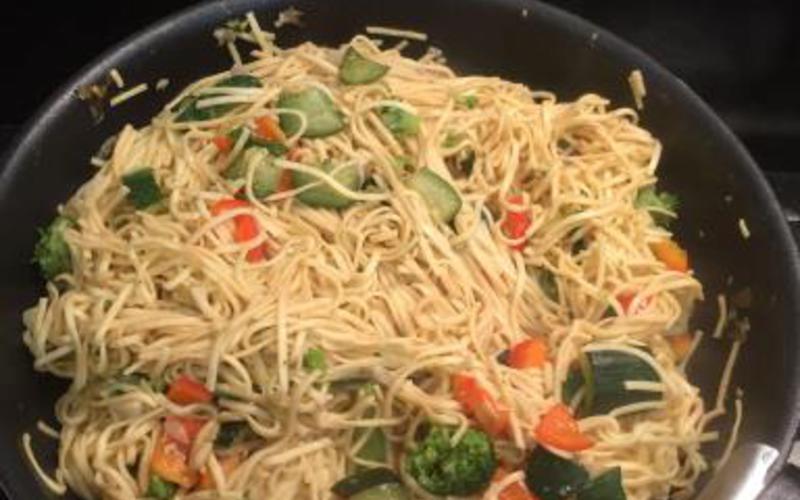 Recette wok de nouilles chinoises aux légumes pas chère et simple ...