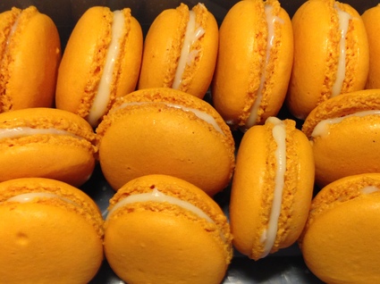 Recette de macarons oranges au chocolat blanc
