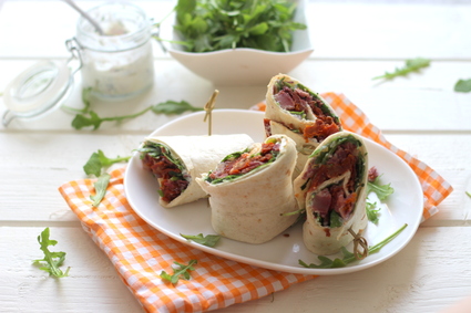 Recette de wrap au boeuf cuit, tomates séchées et roquette