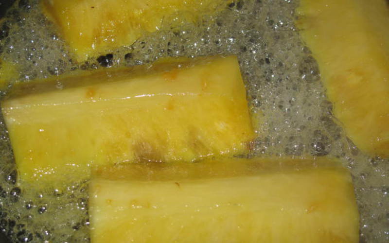 Recette ananas flambé au rhum pas chère et rapide > cuisine ...