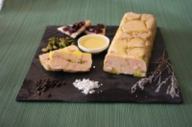Foie gras au sirop de thym au miel et confit d'oignons pour 6 ...