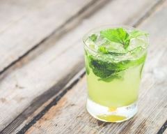 Recette cocktail à la tisane menthe et chartreuse