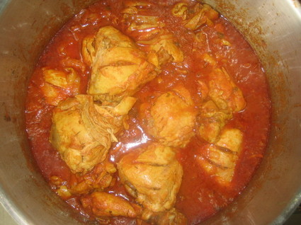 Recette de poulet au curry à la tomate